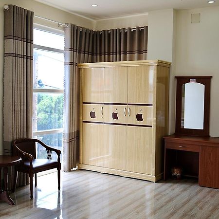 Kim Ngan Hotel Buôn Ma Thuột Esterno foto