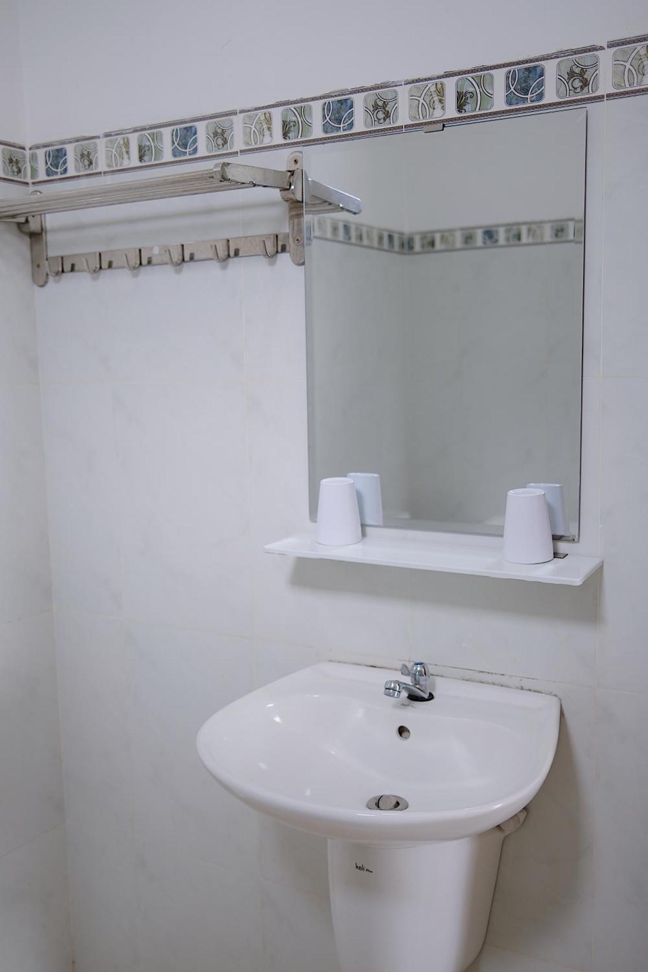 Kim Ngan Hotel Buôn Ma Thuột Esterno foto