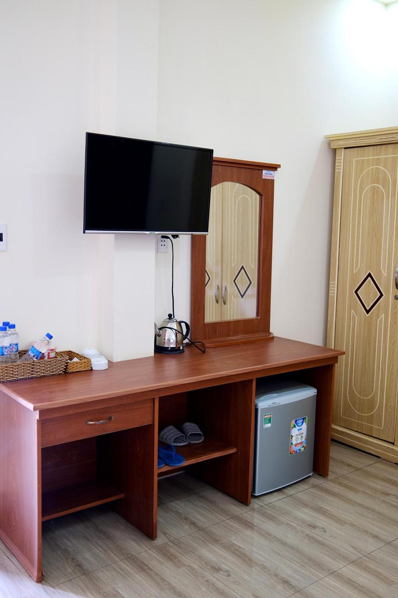 Kim Ngan Hotel Buôn Ma Thuột Esterno foto