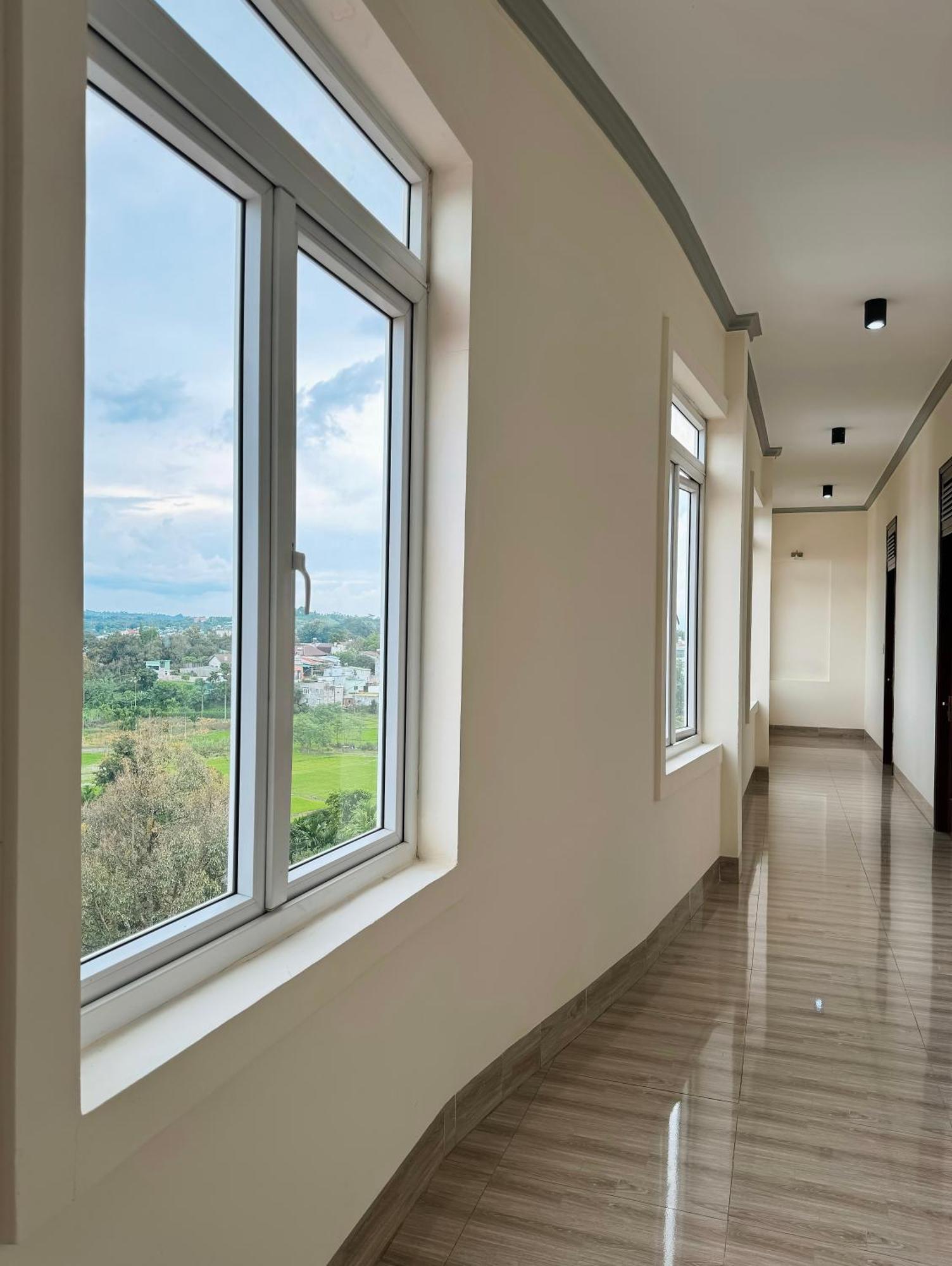 Kim Ngan Hotel Buôn Ma Thuột Esterno foto